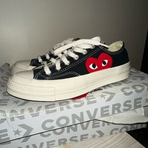 Comme des Garcon Play X Converse ** never worn ** with shoe box